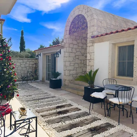 Fedora Bed & Breakfast 3*