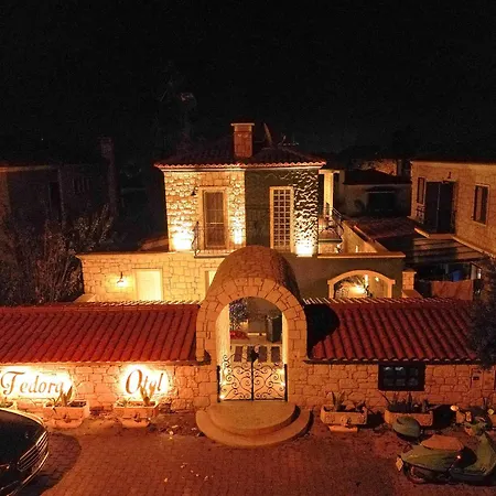 Fedora Alaçatı