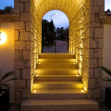 Fedora * Alacati