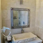 Bed & Breakfast Fedora Alaçatı